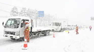 大雪、会津中心に交通乱れ 高速、国道一時通行止め 鉄道きょうも一部運休:福島ニュース:福島民友新聞社