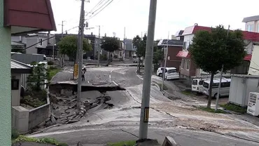 清田区では液状化か札幌で道路陥没相次ぐ安平震度６強（動画）：北海道新聞デジタル