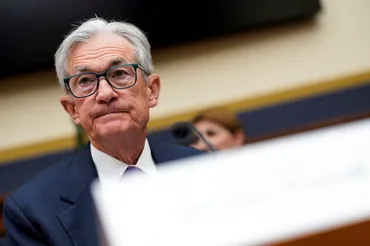 FRB、利下げ急がず関税などの影響見極めへ=パウエル議長
