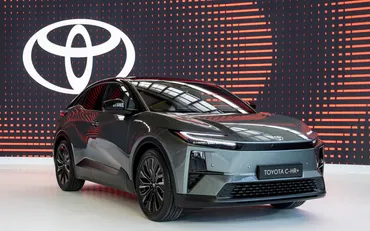 トヨタ、欧州で新型バッテリ車種「