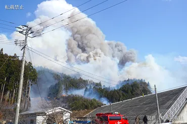 月日【岩手県大船渡市山火事緊急支援】懸命な消火活動は続き、鳴りやまないサイレンに募る不安緊急支援