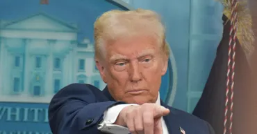 トランプ政権、中国への追加関税を発動反発必至、貿易戦争再燃も