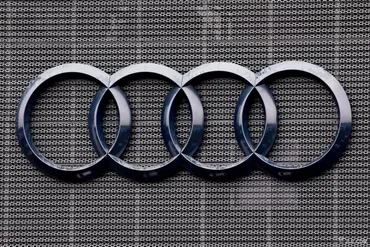 独アウディ、7500人削減世界で販売低迷:時事ドットコム