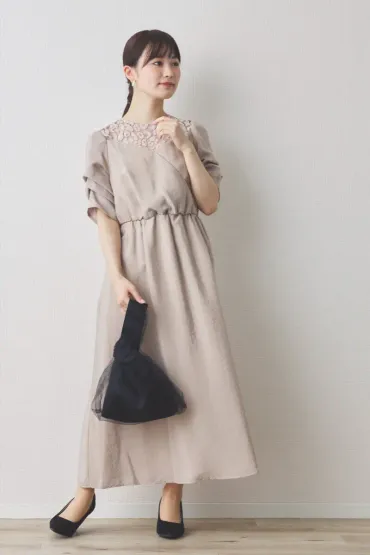 同窓会の服装は？30代40代女性のお手本コーディネートを紹介│Party Dress Me