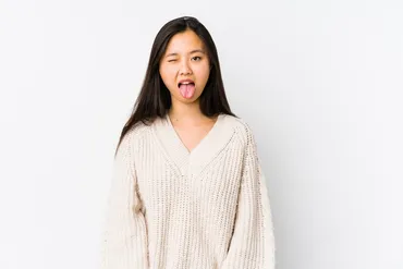 舌打ちする人の心理と性格を徹底解説!舌打ちの癖を効果的に直す方法とは