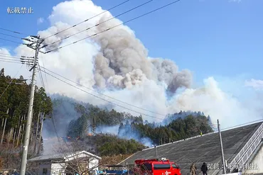 月日【岩手県大船渡市山火事緊急支援】懸命な消火活動は続き、鳴りやまないサイレンに募る不安