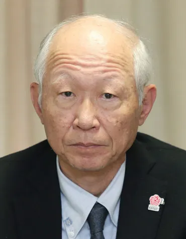 角和夫氏の功績を振り返る～阪急阪神HD経営統合と宝塚歌劇団問題とは？角和夫氏の軌跡：経営者としての手腕と、その影にあるもの