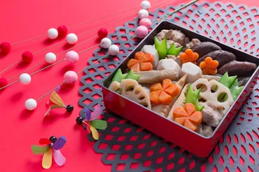 おせちにれんこんを入れる意味とは?定番の酢れんこんや飾り切りの作り方を紹介
