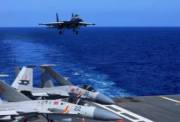遼寧」空母艦隊、遠海訓練終え帰還