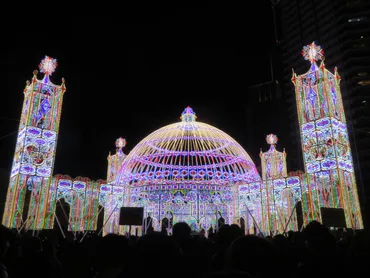 神戸ルミナリエとは？震災復興と未来への希望を灯す光の芸術とは？神戸ルミナリエ、震災の記憶を未来へ、光の芸術