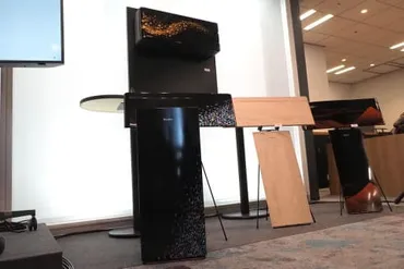 ダイキンのエアコンと空気清浄機、アートでカスタムできる新提案 