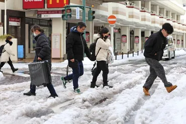 記録的大雪に見舞われた地域と今後の対策は？(大雪、交通、注意喚起？)大雪による各地の被害と交通への影響