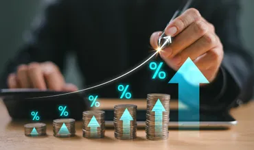 2025年の金融政策】日本銀行は「正常化」を続けられるのか、「金融政策の多角的レビュー」から読み解く トランプ再登板の米国、変調不安の中国…不確実性をどう乗り越えるか(1/5)  
