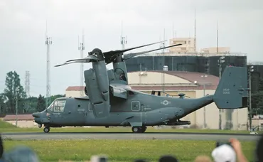 オスプレイ墜落 米軍に飛行中止要請 防衛相「安全確認されるまで」：東京新聞デジタル