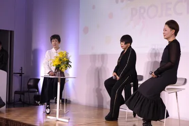 コシノジュンコ×タカラベルモント：大阪・関西万博で実現する未来の美とは？コシノジュンコ氏デザイン、万博スタッフユニフォーム発表！