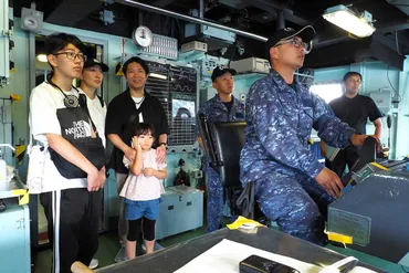 海上自衛隊多用途支援艦「すおう」 釜石港で一般公開 物資輸送・災害派遣で活躍 