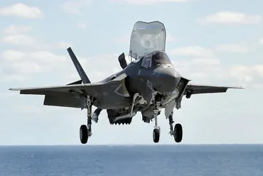 電子版】与党WT、米最新機F35Bの導入了承 いずも型護衛艦は協議継続 