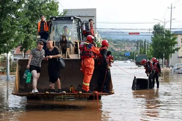 北京で豪雨続き30人死亡 8万人超が避難、停電も 新華社報道 