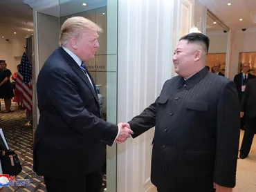 北朝鮮経済の現状と未来：制裁下での課題と金正恩体制下の変化？北朝鮮経済の多角的分析：制裁、市場経済化、そして未来への展望