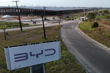中国BYDブラジル新工場、来年末までに「完全に機能」=州労働長官