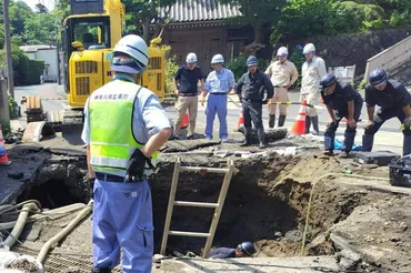 鎌倉市浄明寺の断水被害と、インフラ老朽化問題について（？）、水道管、防災、復旧鎌倉市浄明寺2丁目、水道管破裂による断水と復旧作業