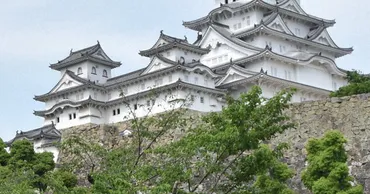 姫路城、市民以外の入城料値上げへ 1000円→2000~3000円