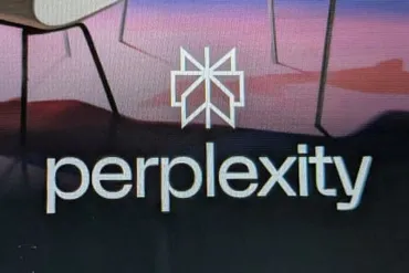 朝日と日経、AI検索のPerplexityを提訴 44億円請求 