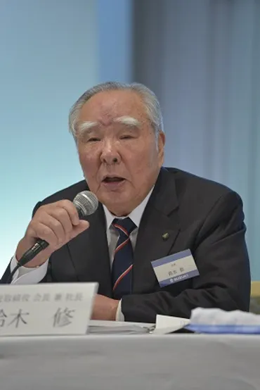 スズキを世界的企業へ導いた男、鈴木修氏とは？〜現場主義を貫いたカリスマ経営者の軌跡〜鈴木修氏の現場主義と販売店との絆、後継者育成と革新への挑戦