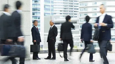 岸田政権「退職金税制見直しへ」老後資金にどう影響 
