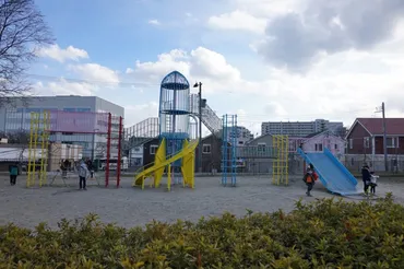 榴岡公園(仙台)の魅力と注意点: 夏の遊び場と桜の名所？榴岡公園：夏のレジャーと熱中症対策