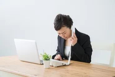 クレーム対応の電話における適切な謝罪とは?例文つきで解説