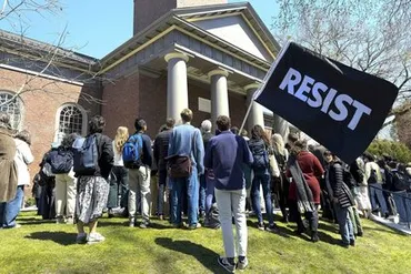 トランプ政権「ハーバード大留学生受け入れ禁止」は対岸の火事ではない 日本政府が着々と進める「学問への介入」の実態 古賀茂明