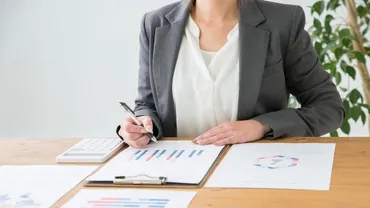 均等法第一世代」60歳独身女性が「自分の生き方はマイノリティー」と心身の不調を経験。それでも定年退職後たどり着いたのは「今が最も充実」という仕事だった 等身大の定年後 お金・働き方・生きがい