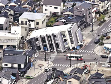 輪島の倒壊ビル撤去、見通せず 居酒屋下敷き、母娘犠牲に 〈１.１大震災〉