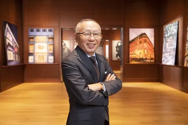 ユニクロ新社長に塚越大介氏が就任、柳井正氏は会長兼CEOに