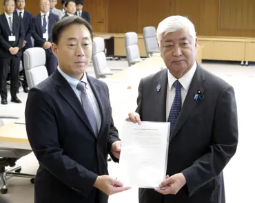 米艦載機訓練、容認できず 岩国市長、防衛相に伝達