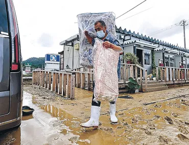 奥能登豪雨〉仮設泥まみれ「とても住めない」 輪島、珠洲 途方に暮れ後片付け