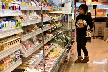 セブンイレブンがダイソー商品を売る理由 値上げ以外で客単価を上げるには 