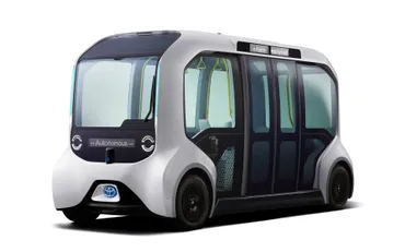 トヨタの自動運転車両「e