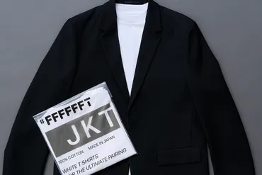 白T専門店「#FFFFFFT」の゛ジャケットのためのドレスTシャツ゛。着流しスーツのお供に！