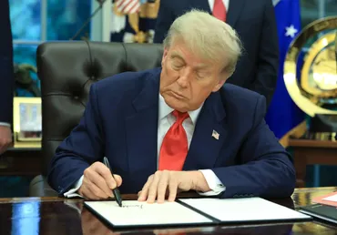 トランプ大統領が新たな関税措置を発表し、株価が下落…日本からの輸入品に25％を課税 