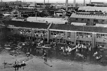 高潮対策の重要性：高潮（台風）被害と企業・自治体の防災対策とは？高潮対策の羅針盤：企業と自治体が取り組むべき防災対策