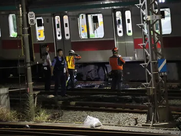 東急田園都市線梶が谷駅で列車衝突、回送列車が脱線 けが人なし（毎日新聞） 