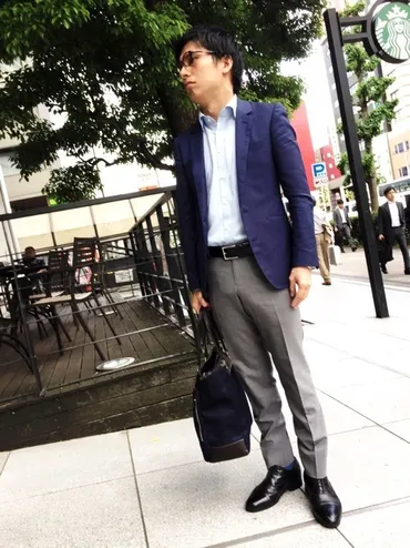 スーツが上下別、色違いはあり?なし?上下別×色違いのスーツ着用時のビジネスマナー
