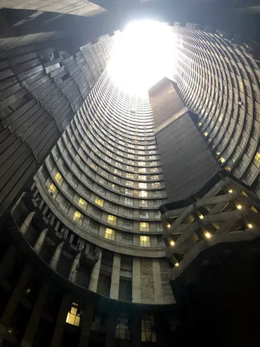 番外編】入ったら 15 秒で死んでしまうマンションがあるヨハネスブルグは本当に凶悪犯罪都市なのか – ドメイン島巡り