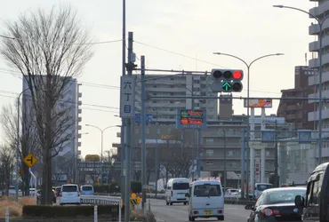 国道4号仙台バイパス/六丁目交差点、直進と右折を完全分離 事故防止の徹底図る