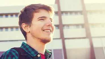 母性本能をくすぐる男性に共通する10の特徴